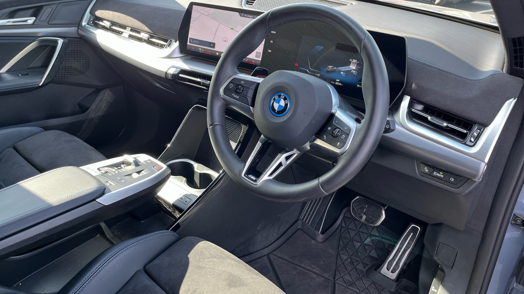 BMW iX1 30 66.5Kwh M Sport Xdrive 11Kw Charger #6