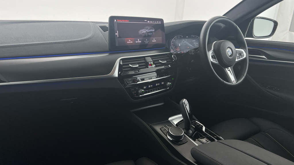 BMW 5 Series 530D Xdrive Mht M Sport Red #7