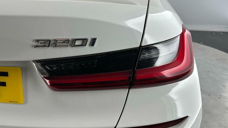 BMW 3 Series 2.0 330E 12Kwh M Sport Touring Plug-in Black #22