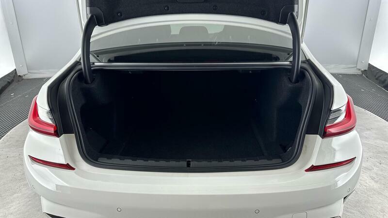 BMW 3 Series 2.0 330E 12Kwh M Sport Touring Plug-in Black #13