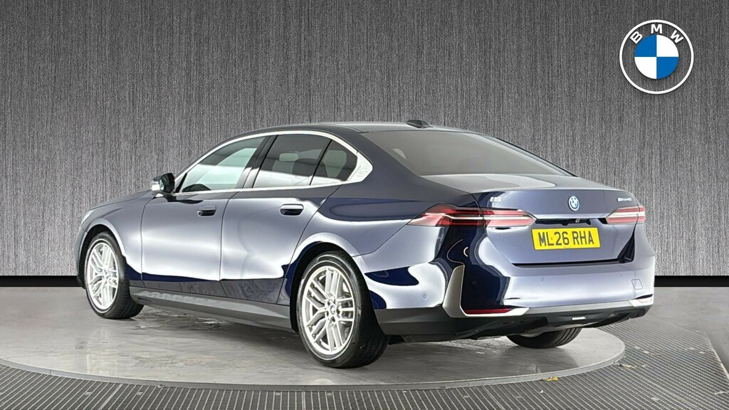 BMW i5 40 83.9Kwh Sport Edition Edrive Blue #2