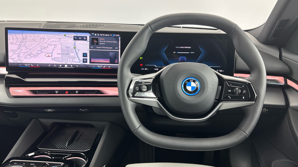 BMW i5 40 83.9Kwh Sport Edition Edrive Blue #5