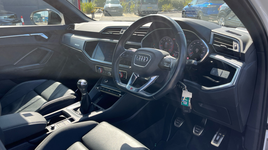 Audi Q3 1.5 Tfsi Cod 35 Edition 1 Euro 6 Ss White #6
