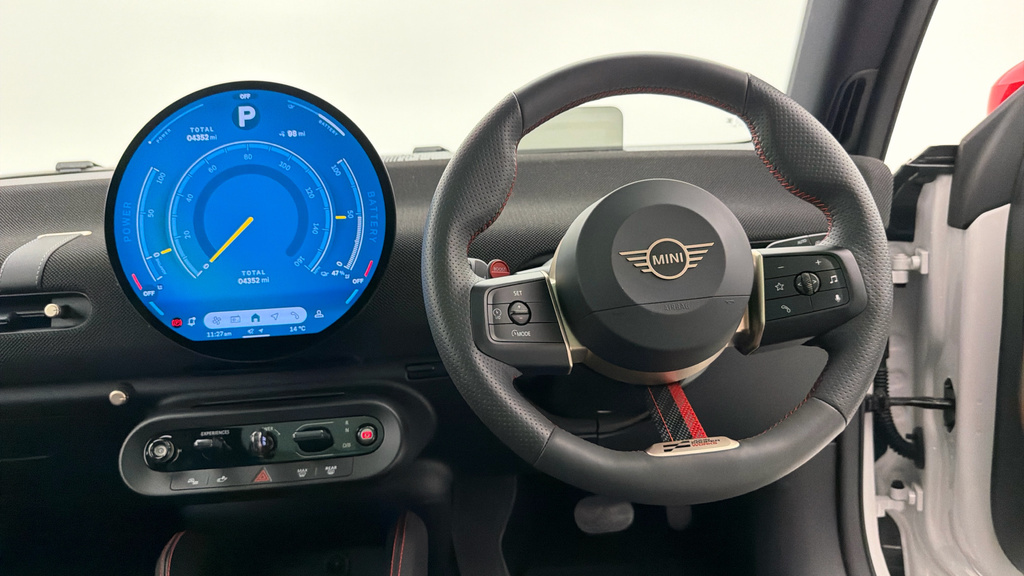 Mini Hatch 54.2Kwh John Cooper Works White #5