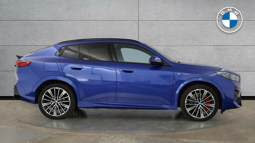 BMW iX2 20 66.5Kwh M Sport Edrive 11Kw Charger Blue #3