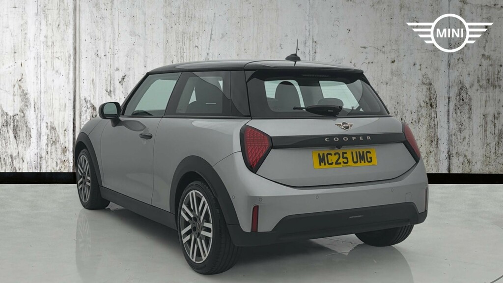 Mini Hatch 1.5C Classic Steptronic Euro 6 Ss Silver #2