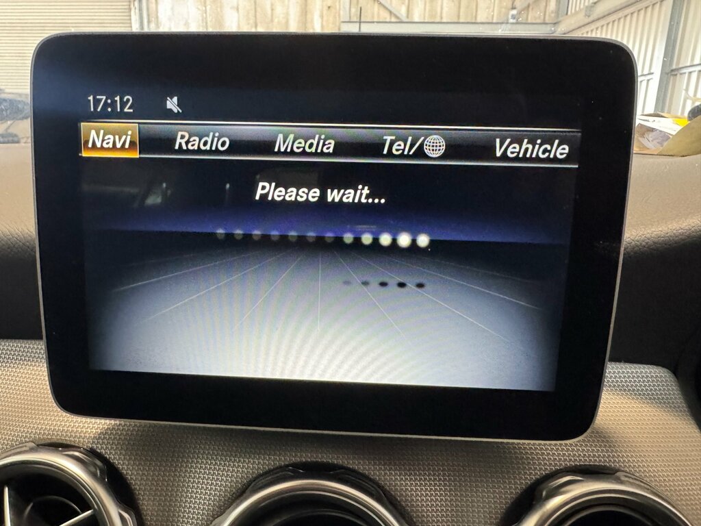 Mercedes-Benz GLA Class 1.6 Gla200 Sport Premium Suv 7G-dct E Grey #6