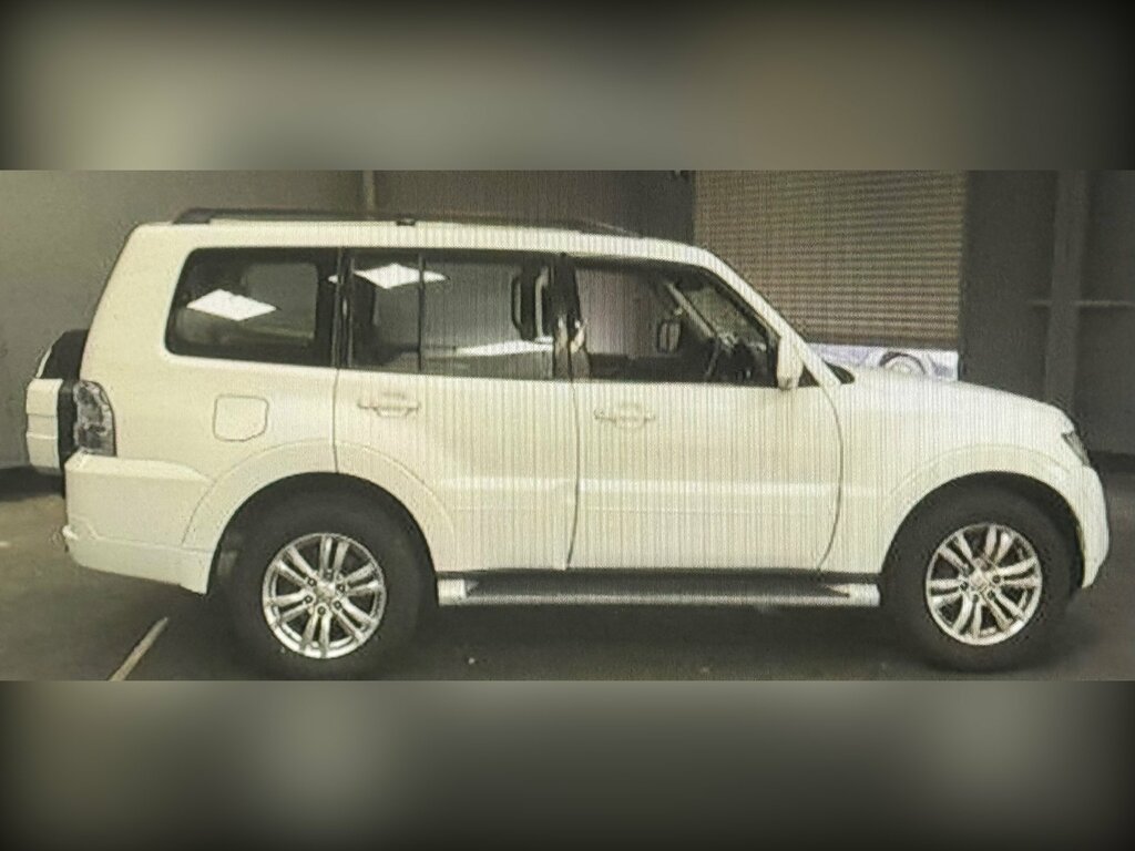 Mitsubishi Shogun 3.2 Di-dc Sg2 Suv 4Wd Euro 5 Lwb White #2