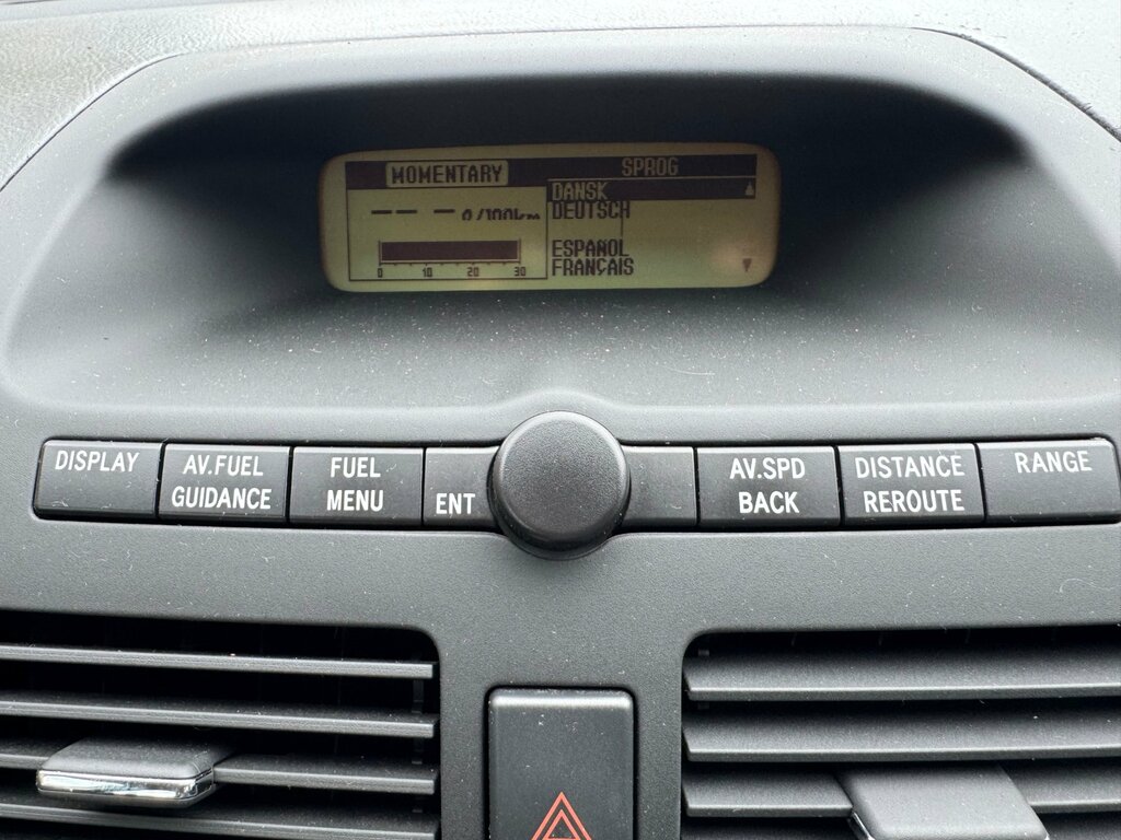 Toyota Avensis 2.0 D-4d T2 Blue #9