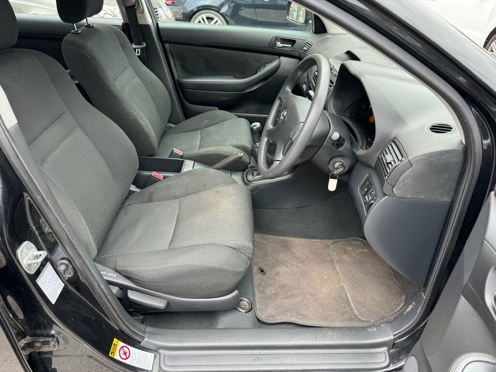 Toyota Avensis 2.0 D-4d T3-s Estate 158 Gkm, Black #3