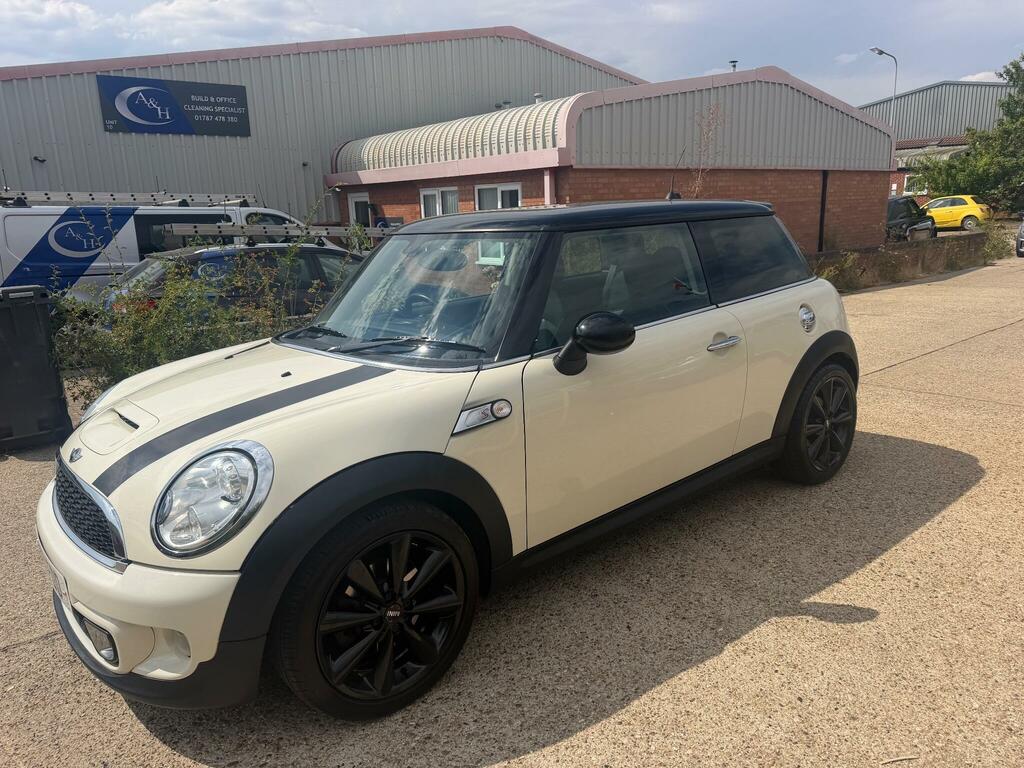 Mini Hatch Cooper Sd White #3