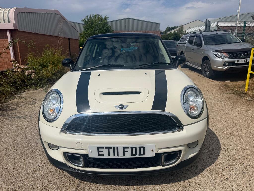 Mini Hatch Cooper Sd White #2