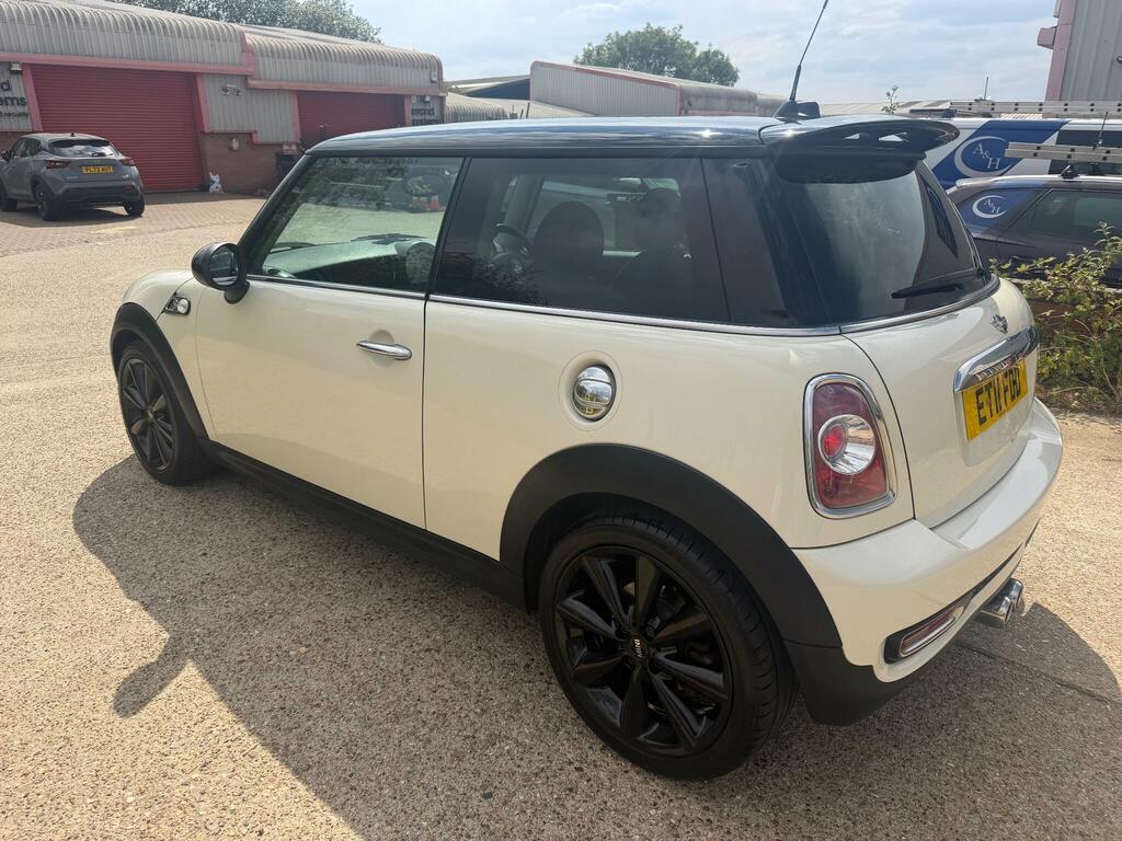 Mini Hatch Cooper Sd White #4
