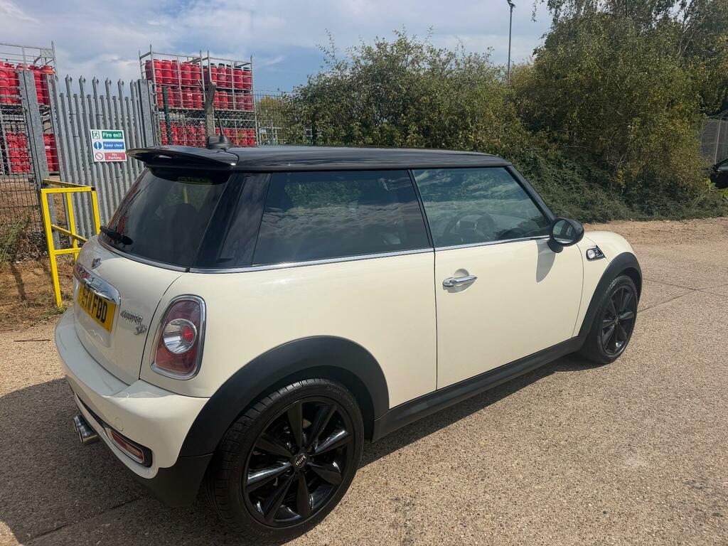 Mini Hatch Cooper Sd White #6