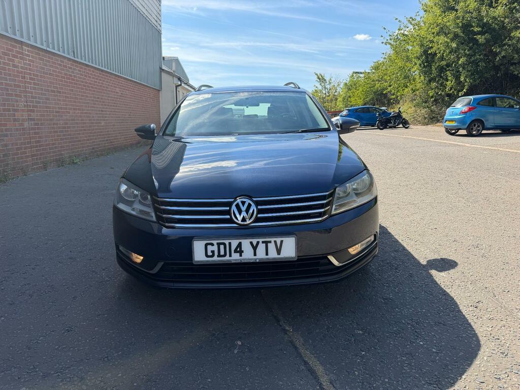 Volkswagen Passat S Blue #2