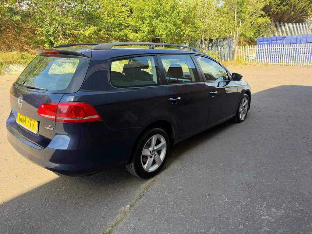 Volkswagen Passat S Blue #6