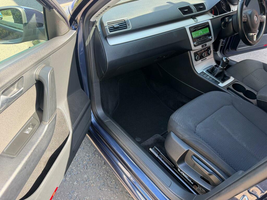Volkswagen Passat Saloon 2.0 Tdi Bluemotion Tech Sport Dsg Euro 5 S Black #8