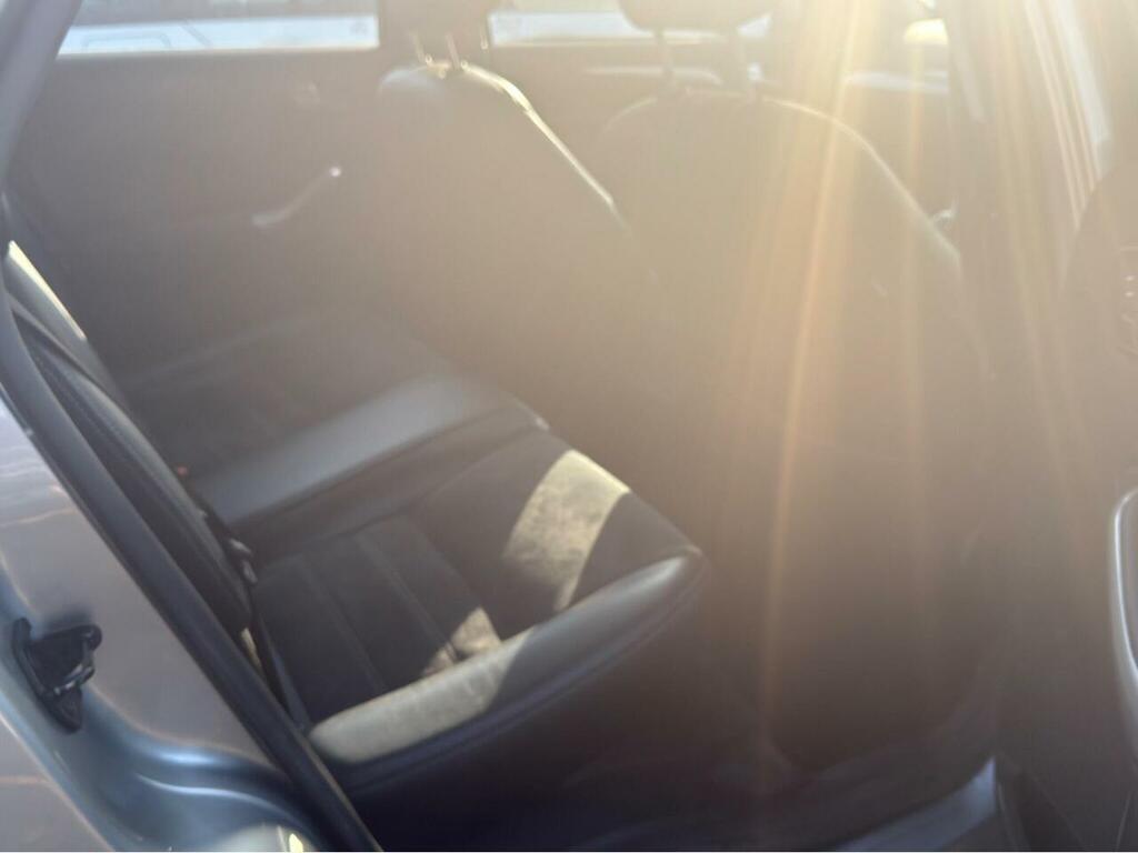 Ford Mondeo Zetec Tdci 5-Door Silver #12