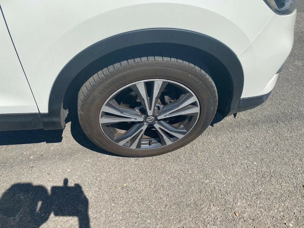 Nissan Qashqai 15 Dci N-connecta Hatchback DL18FHW White #6