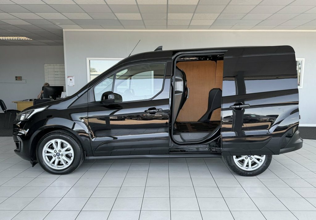 Ford Transit Connect 1.5L Limited WT72DFV Black #5