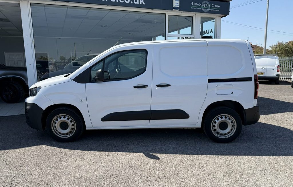 Peugeot Partner 1.5L Professional Premium White #5