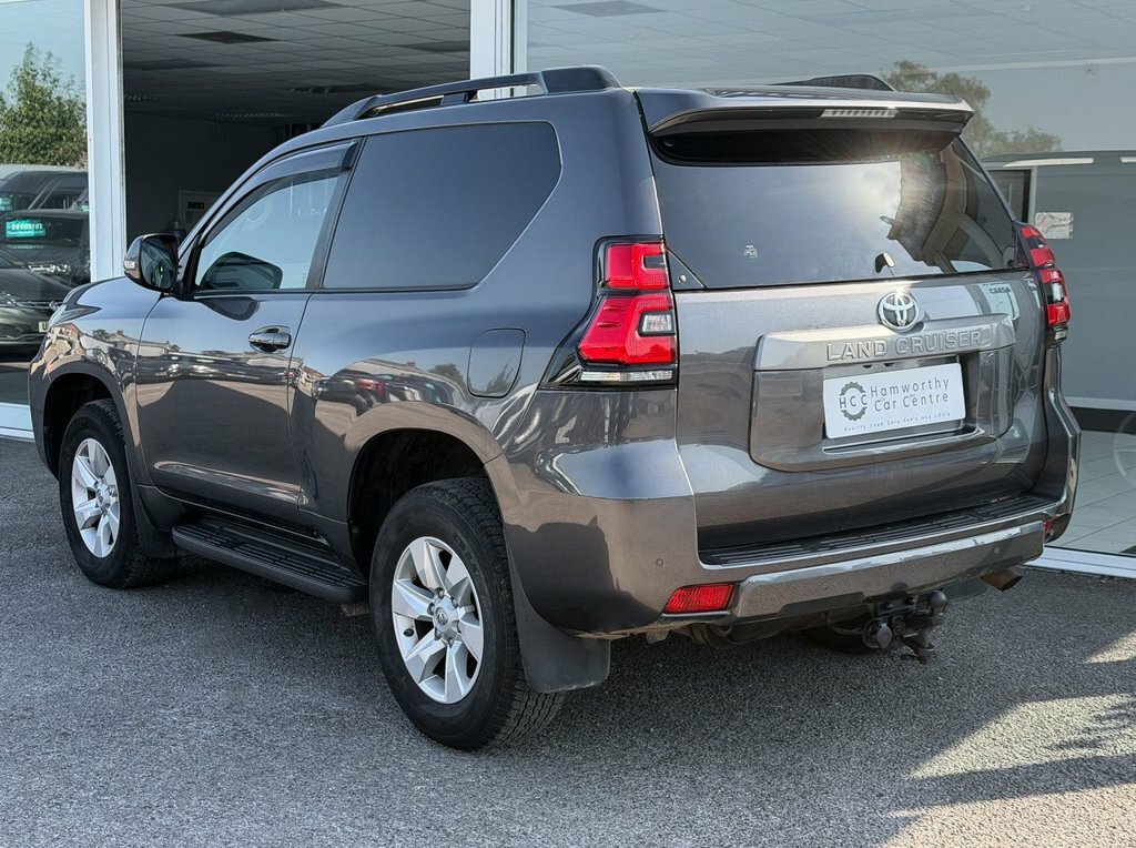Toyota Land Cruiser 2.8L Active Grey #2