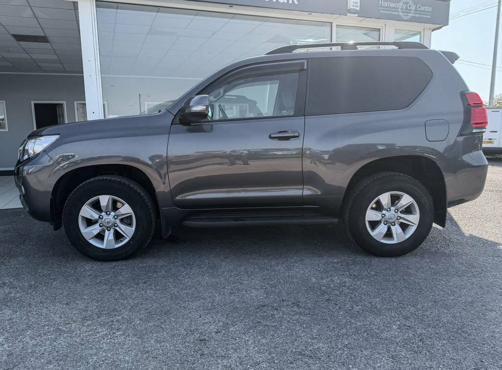 Toyota Land Cruiser 2.8L Active Grey #5