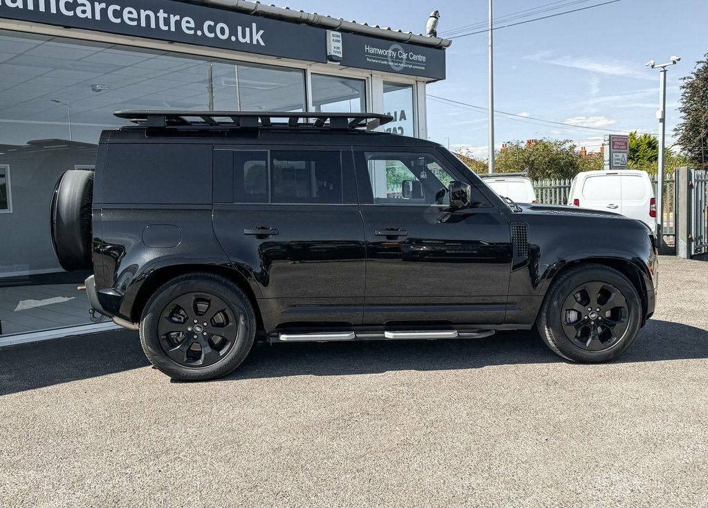 Land Rover Defender 110 3L X-dynamic Hse Black #6