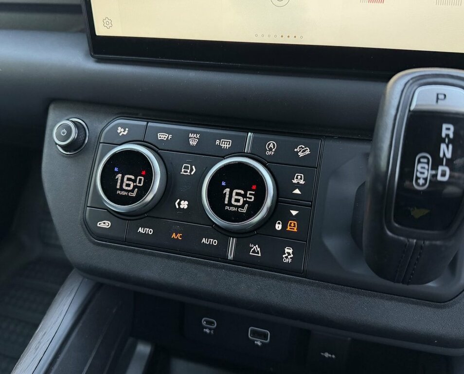 Land Rover Defender 110 Land Rover Estate 3.0 D300 X-dynamic Se 110 Silver #10