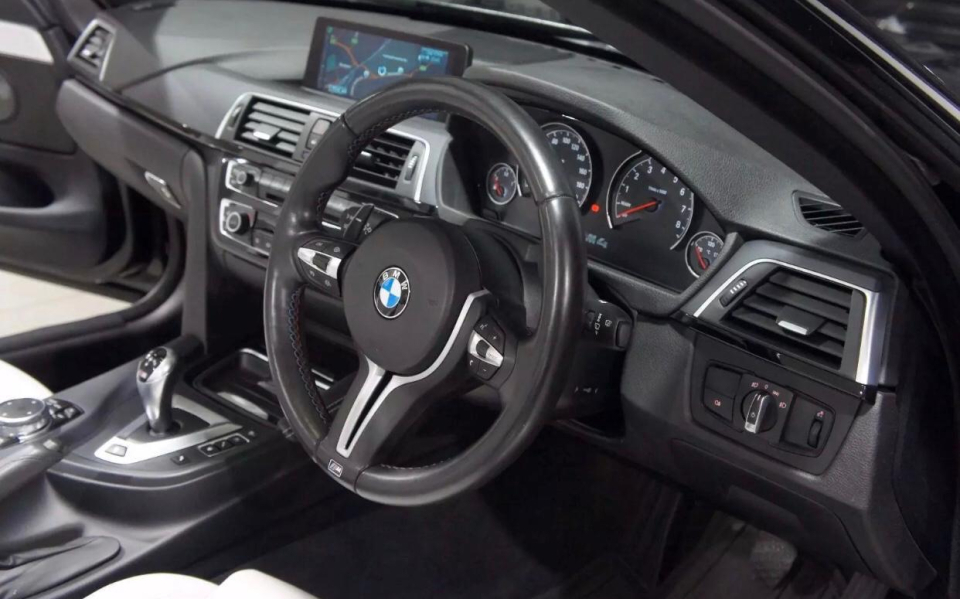 BMW M4 Petrol Blue #2