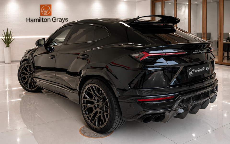 Lamborghini Urus Petrol #2