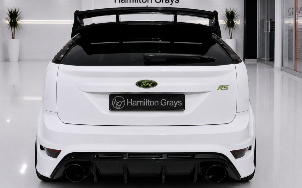 Ford Focus Petrol White #4