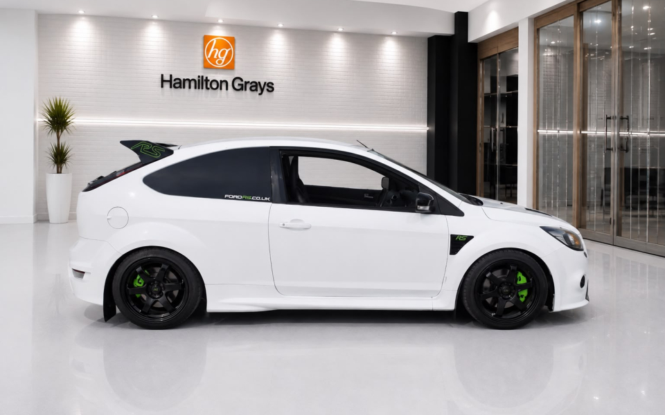 Ford Focus Petrol White #6