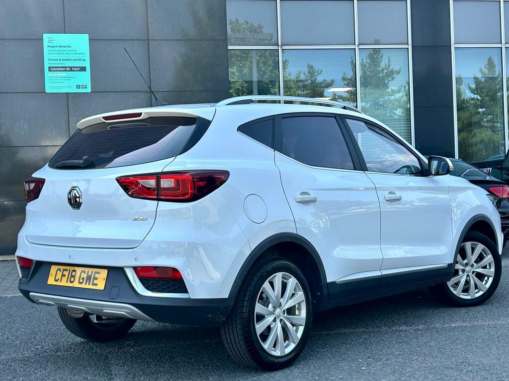 MG ZS Excite White #4