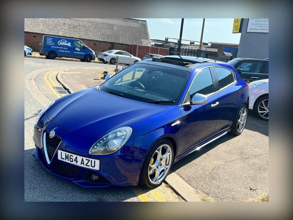 Alfa Romeo Giulietta 2.0 Jtdm-2 Qv Line Hatchback Tct Euro 5 Blue
