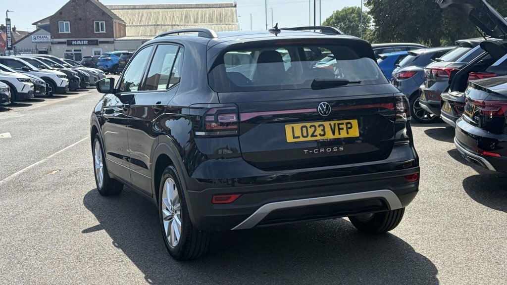Volkswagen T-Cross 1L Se LO23VFP Black #4