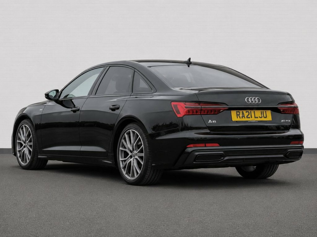 Audi A6 Saloon 2L Black Edition Black #2