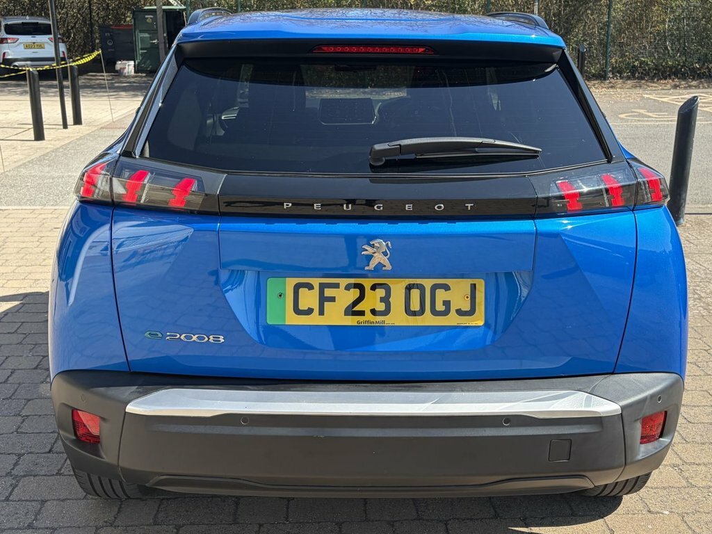 Peugeot e-2008 Suv Blue #5