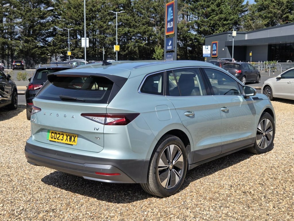 Skoda ENYAQ Suv Silver #5