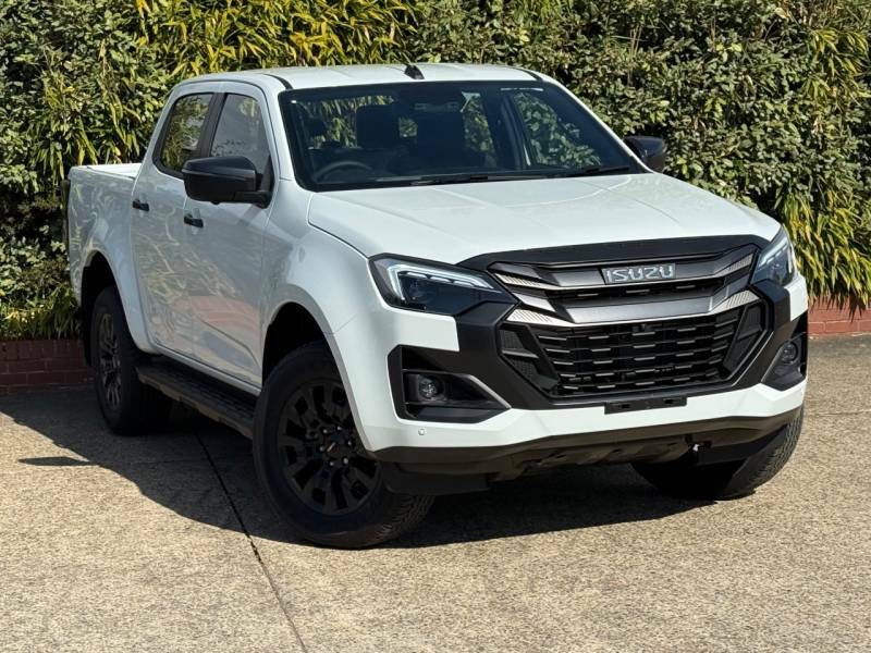 Isuzu D-Max 2.2 V-cross 8 Speed 26My White