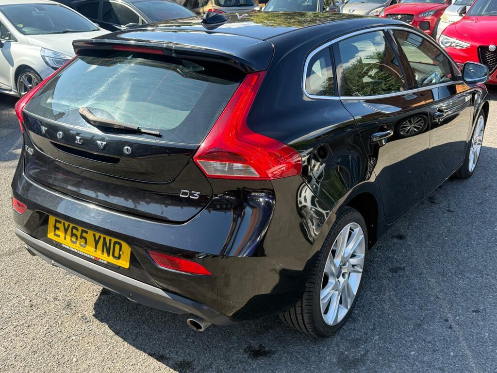 Volvo V40 Se Lux Nav Black #3