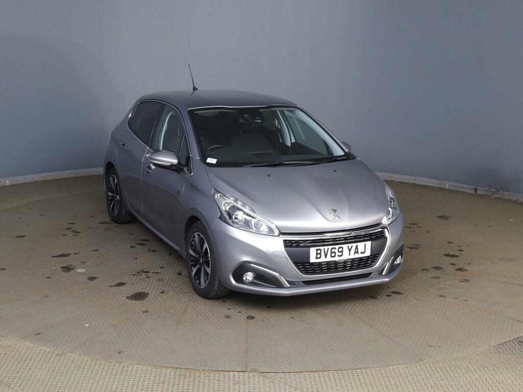 Peugeot 208 Tech Edition Grey