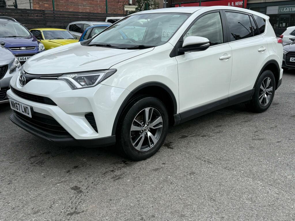 Toyota Rav 4 Active White #6