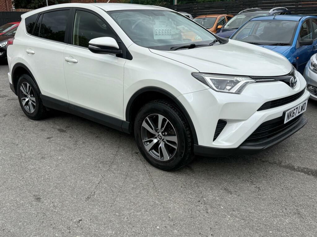 Toyota Rav 4 Active White #5