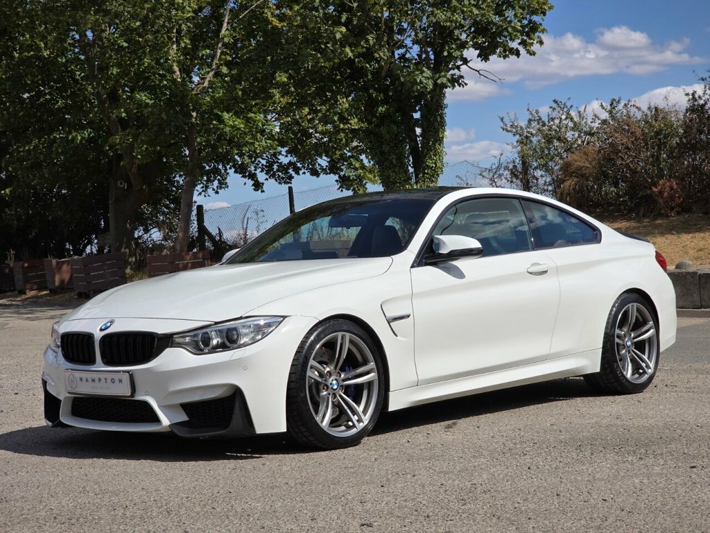 BMW M4 M4 Semi-auto White #5