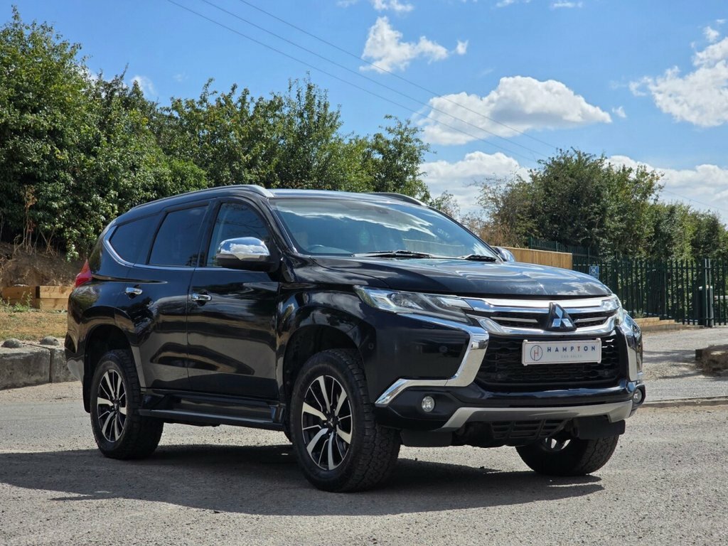 Mitsubishi Shogun Sport Suv Black