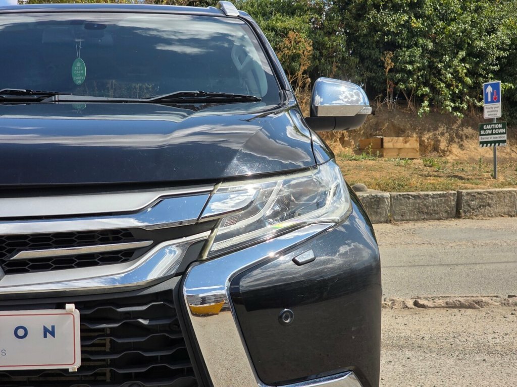 Mitsubishi Shogun Sport 4 Grey #33