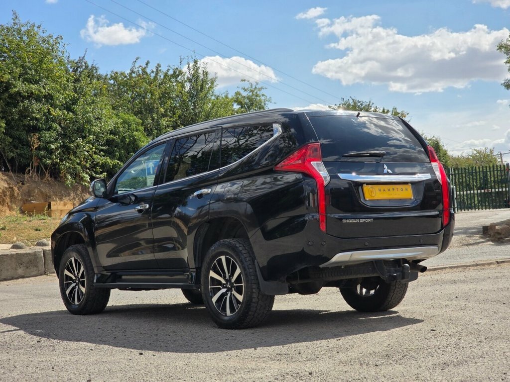 Mitsubishi Shogun Sport Suv Black #6