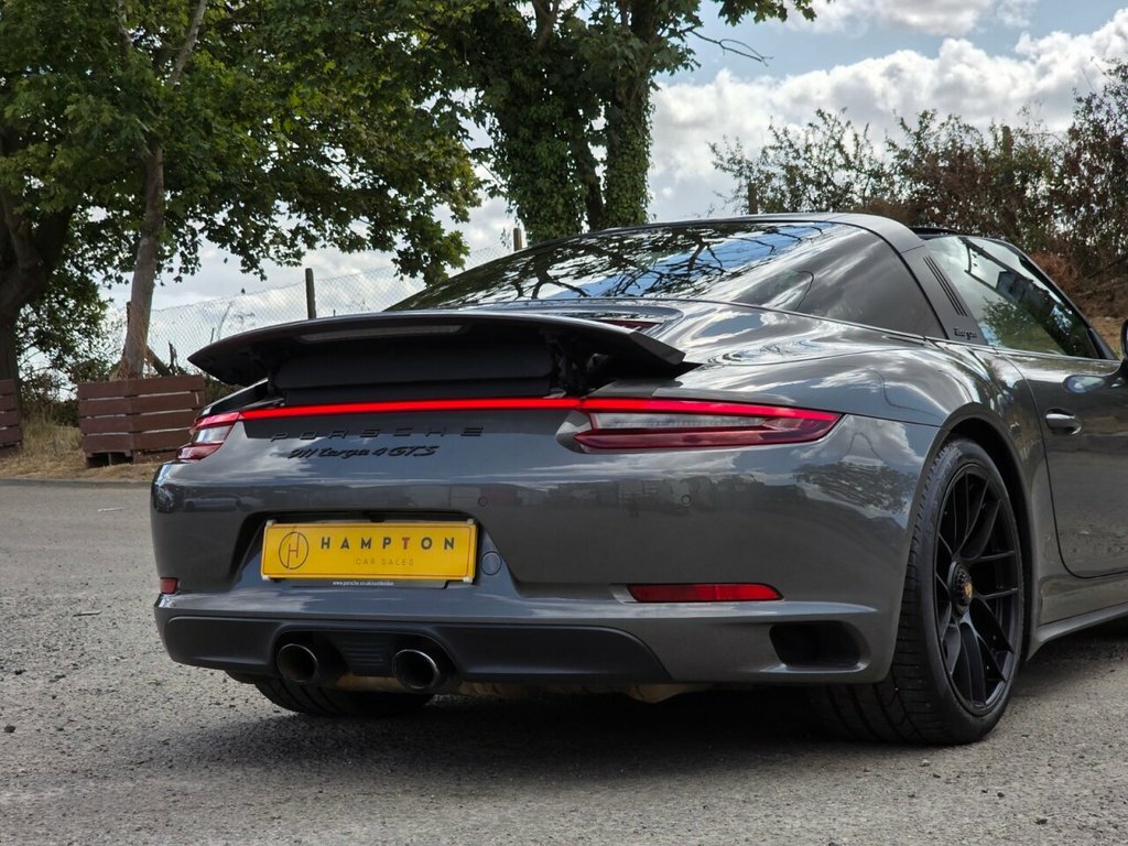 Porsche 911 Gt2 Rs Pdk 3,800 cc Red #54