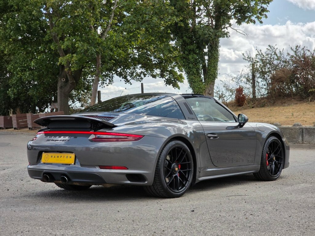 Porsche 911 Gt2 Rs Pdk 3,800 cc Red #10